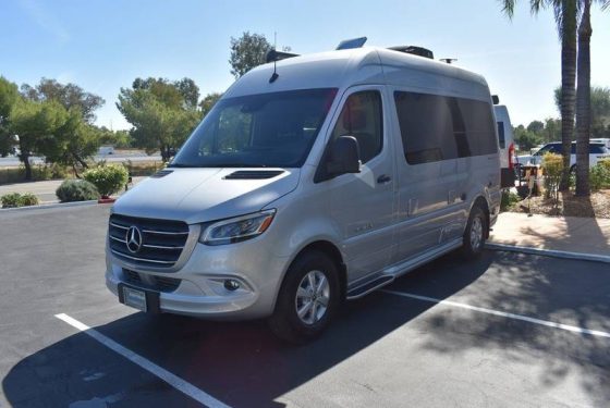 Image of a silver Airstream Interstate 19